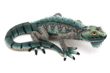 Load image into Gallery viewer, FIMO Iguana