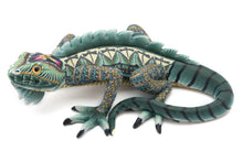 Load image into Gallery viewer, FIMO Iguana